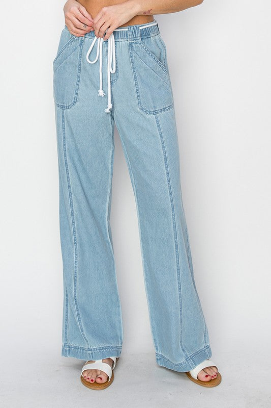 Wide-Leg Pull On Jeans